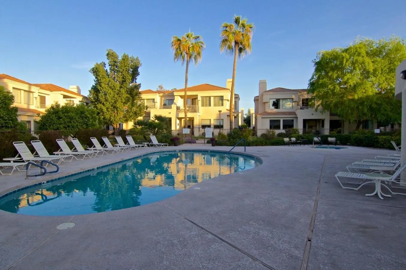 Feriehus Pool-Side, 1St Flr, Lake Subd-Trail, Walk 2 Dining Scottsdale
